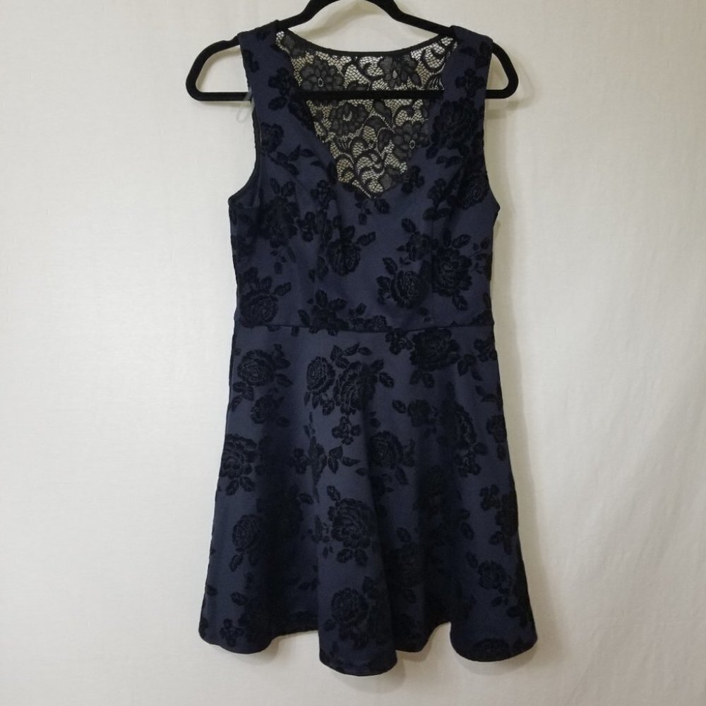 NWT Three pink hearts mini cocktail dress